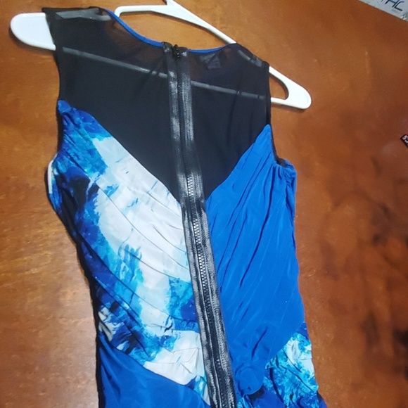 Dress - Picture 3 of 3